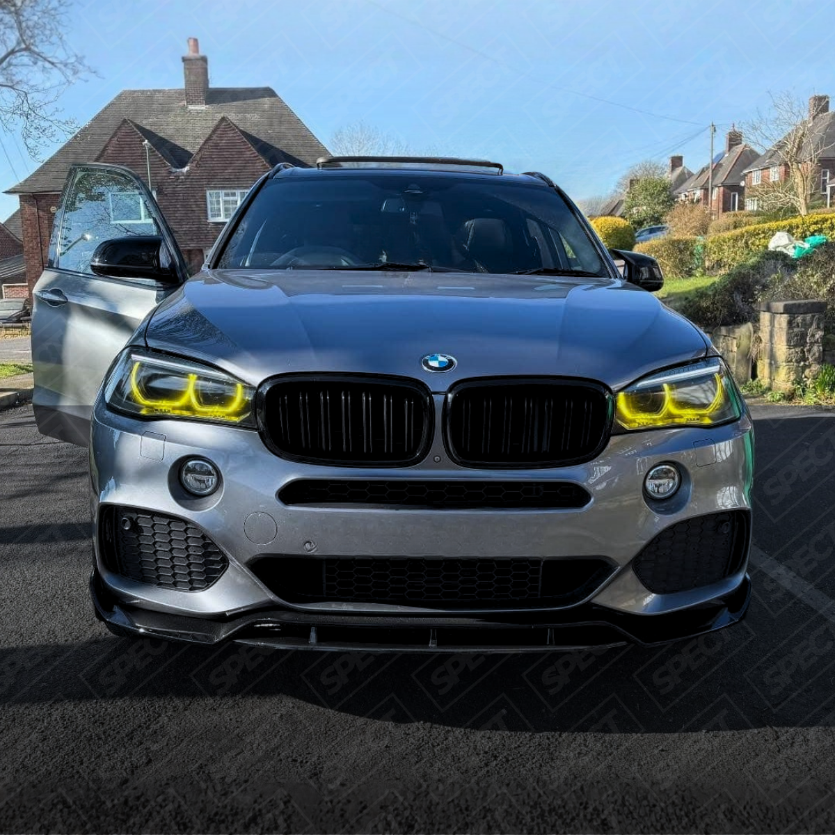 BMW X5/X6 F15/F16 - Keltaiset DRL valot RayLights